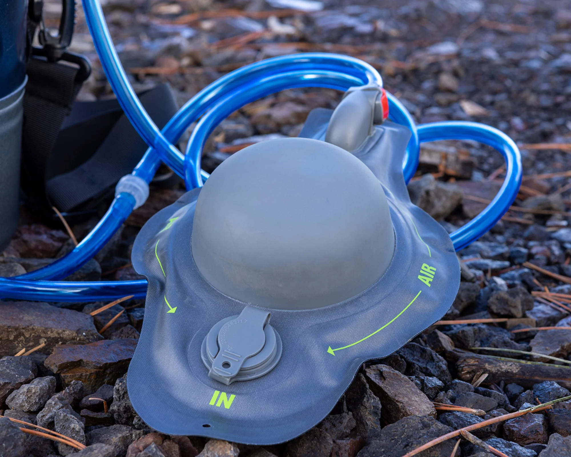 3 Gallon (12L) Portable Camping Pressure Solar Shower - Image 4